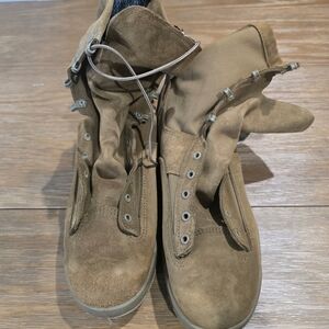 McRae Gore‑Tex Army Combat Boots 12R (Coyote) – Used